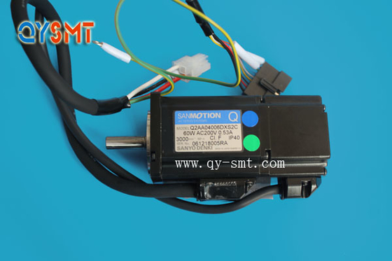 le smt de yamaha partie le moteur SERVO Q2AA04006DXS2C à C.A.